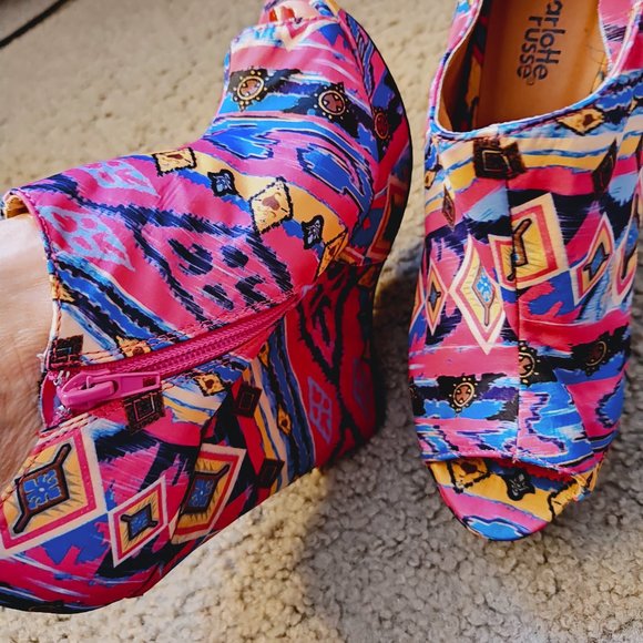 2 for 1 CHARLOTTE RUSSE AZTEC WEDGE BOOTIES - SZ 7 - Picture 2 of 16